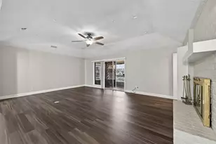 7735 Teal Run Dr, Houston, TX 77071 - Photo 10