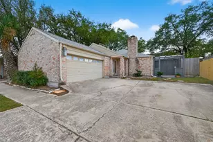 7735 Teal Run Dr, Houston, TX 77071 - Photo 2