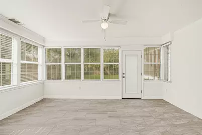 4390 Harvest Lane, Houston, TX 77004 - Photo 12