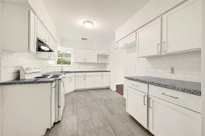 4390 Harvest Lane, Houston, TX 77004 - Photo 10