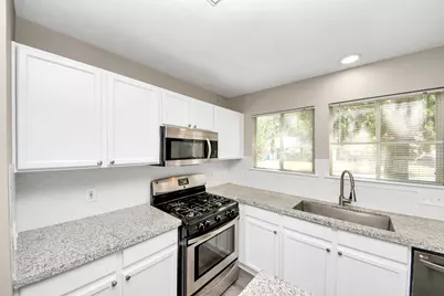 18178 Woodsdale Court, Porter, TX 77365 - Photo 8