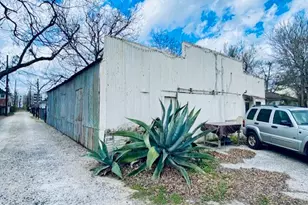 602 W 26th St, Houston, TX 77008 - Photo 10