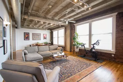 201 Main Street #4F, Houston, TX 77002 - Photo 2