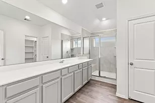 14222 Overbrook Willow Wy, Rosharon, TX 77583 - Photo 24