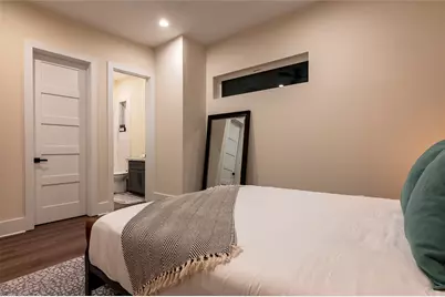 915 Thompson Street, Houston, TX 77007 - Photo 22