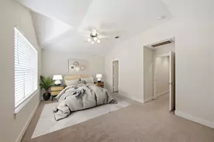 8710 Beverly Hill St, Houston, TX 77063 - Photo 14