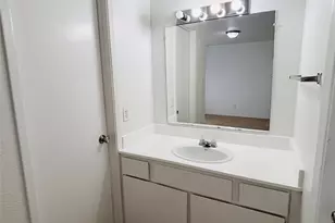 9201 Clarewood Dr, Houston, TX 77036 - Photo 14