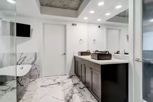 5005 Hidalgo St, Houston, TX 77056 - Photo 4