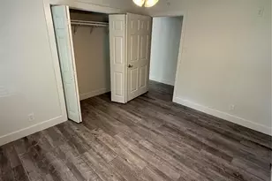 210 Bluff Dr, Livingston, TX 77351 - Photo 10