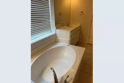 15319 Truslow Point Lane, Sugar Land, TX 77478 - Photo 10