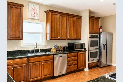 1813 Avenue A, Dickinson, TX 77539 - Photo 16