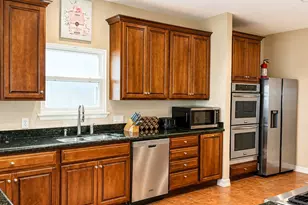 1813 Avenue A, Dickinson, TX 77539 - Photo 16