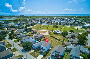 12835 E Conquistador Dr, Galveston, TX 77554 - Photo 4