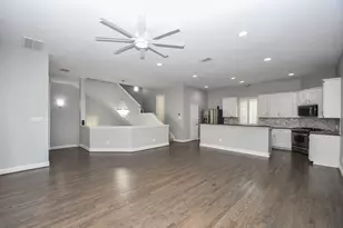 1016 Studer St, Houston, TX 77007 - Photo 10