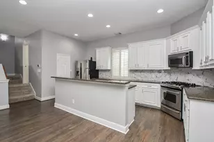 1016 Studer St, Houston, TX 77007 - Photo 14