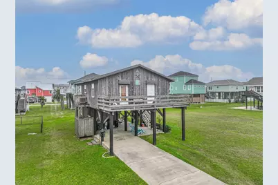23001 Fresca Street, Galveston, TX 77554 - Photo 4