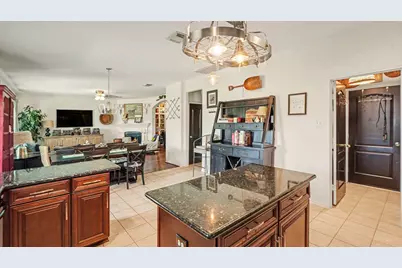 1719 Manor Drive, Baytown, TX 77521 - Photo 10
