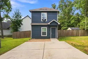 15081 Travis Ln, Willis, TX 77378 - Photo 1