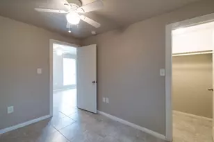 5327 Bell St, Houston, TX 77023 - Photo 4
