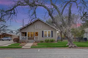 206 Brooks St, Sugar Land, TX 77478 - Photo 2