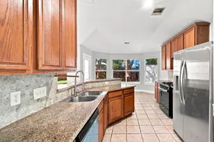 318 Magnolia Estates Dr, League City, TX 77573 - Photo 12