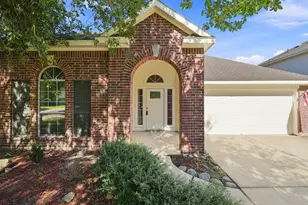 318 Magnolia Estates Dr, League City, TX 77573 - Photo 4