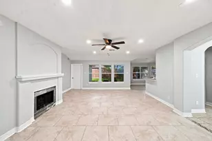318 Magnolia Estates Dr, League City, TX 77573 - Photo 8