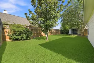 318 Magnolia Estates Dr, League City, TX 77573 - Photo 28