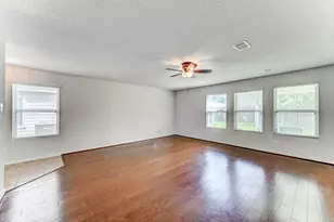 8010 Pickling Ln, Baytown, TX 77521 - Photo 8