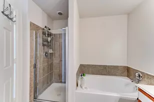 8010 Pickling Ln, Baytown, TX 77521 - Photo 20