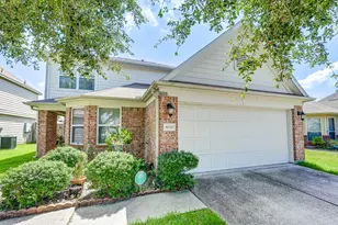 8010 Pickling Ln, Baytown, TX 77521 - Photo 1