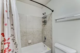 8010 Pickling Ln, Baytown, TX 77521 - Photo 26