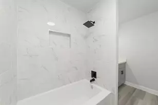 13950 Ashdale Ln, Houston, TX 77083 - Photo 16