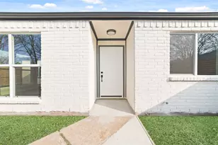 13950 Ashdale Ln, Houston, TX 77083 - Photo 2