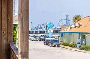 2906 Ave R 1/2, Galveston, TX 77550 - Photo 18