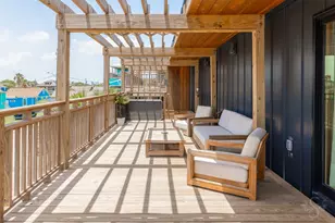 2906 Ave R 1/2, Galveston, TX 77550 - Photo 14