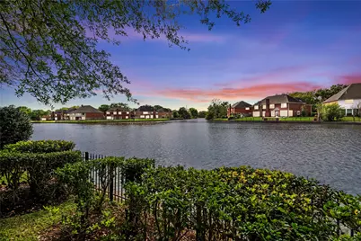 1006 Old Oyster Trail, Sugar Land, TX 77478 - Photo 2