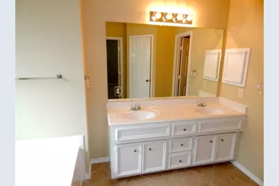 860 Rock Harbor Lane, League City, TX 77573 - Photo 8