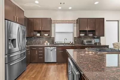 1110 Autrey Street #A, Houston, TX 77006 - Photo 12