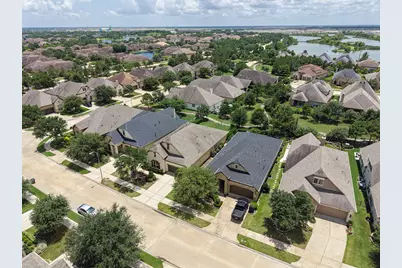55 Floral Hills Lane, Fulshear, TX 77441 - Photo 44