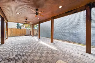 6323 Dawnridge Dr, Houston, TX 77035 - Photo 46