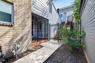 6323 Dawnridge Dr, Houston, TX 77035 - Photo 4