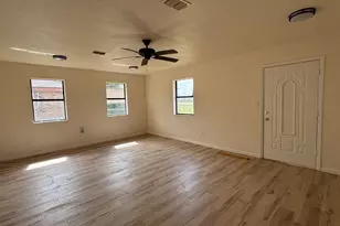 1808 Leissner St, Bay City, TX 77414 - Photo 14