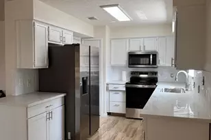 1808 Leissner St, Bay City, TX 77414 - Photo 2