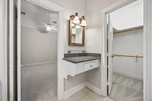 9694 Longmont Dr, Houston, TX 77063 - Photo 20