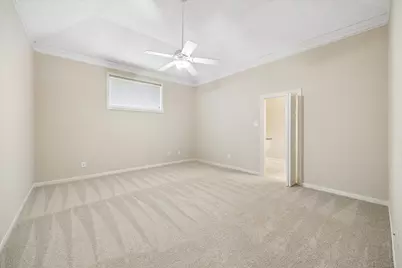 9694 Longmont Drive, Houston, TX 77063 - Photo 18