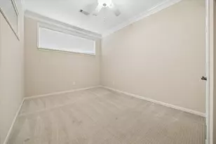 9694 Longmont Dr, Houston, TX 77063 - Photo 26