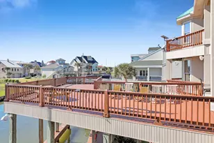 425 Island Way, Port Arthur, TX 77640 - Photo 6