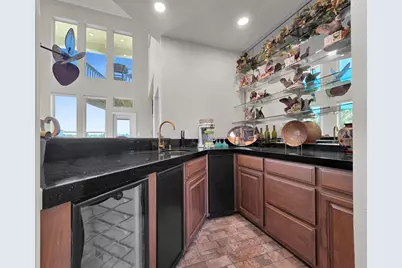 425 Island Way, Port Arthur, TX 77640 - Photo 14