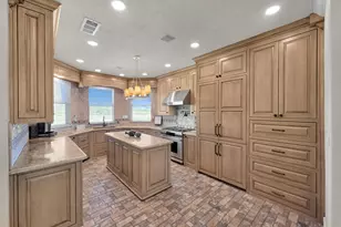 425 Island Way, Port Arthur, TX 77640 - Photo 12